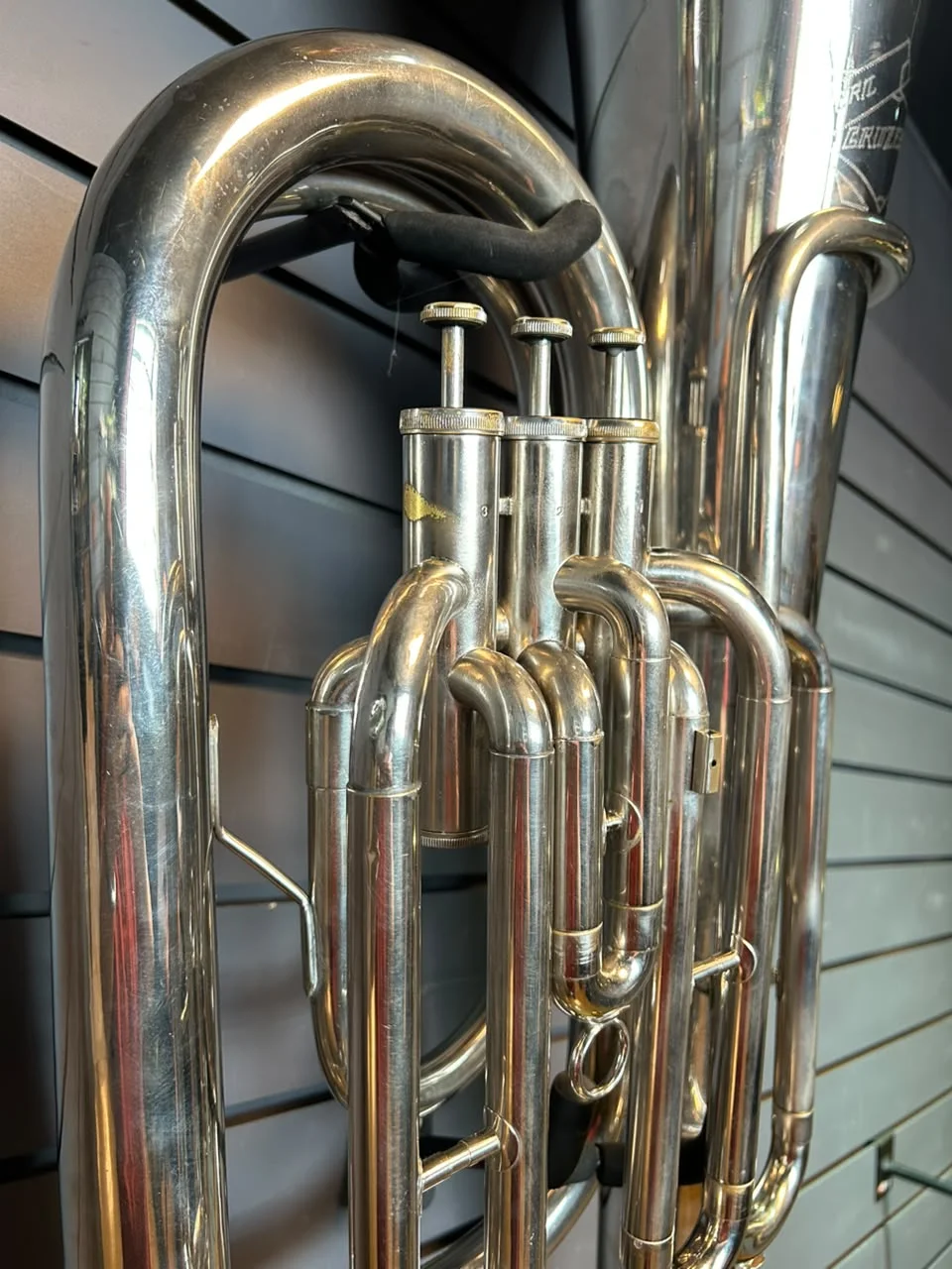 Tuba Weril na Musicaltec
